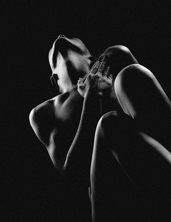 nude-00397295968-B10D-6069-7B33-6D2A70B32CD8.jpg